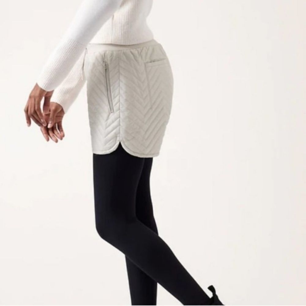 Athleta Après Ski Short in Abalone Grey/beige NWT - Picture 3 of 6